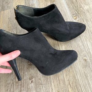 Black suede heels